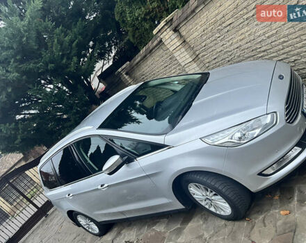 Серый Форд Галакси, объемом двигателя 2 л и пробегом 114 тыс. км за 25000 $, фото 1 на Automoto.ua