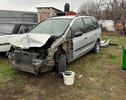 Серый Форд Галакси, объемом двигателя 2 л и пробегом 200 тыс. км за 1183 $, фото 5 на Automoto.ua