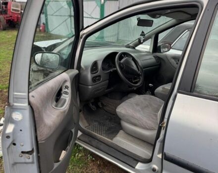 Серый Форд Галакси, объемом двигателя 2 л и пробегом 200 тыс. км за 1183 $, фото 1 на Automoto.ua