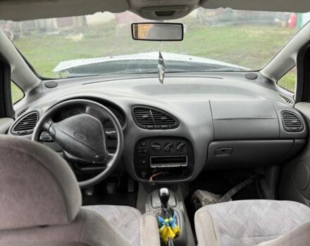 Серый Форд Галакси, объемом двигателя 2 л и пробегом 200 тыс. км за 1183 $, фото 2 на Automoto.ua