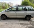 Сірий Форд Галаксі, об'ємом двигуна 2 л та пробігом 250 тис. км за 1300 $, фото 4 на Automoto.ua