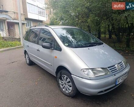 Сірий Форд Галаксі, об'ємом двигуна 1.9 л та пробігом 481 тис. км за 2600 $, фото 1 на Automoto.ua