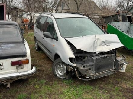 Серый Форд Галакси, объемом двигателя 2 л и пробегом 200 тыс. км за 1183 $, фото 1 на Automoto.ua