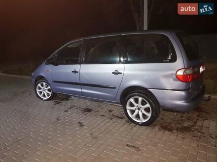 Сірий Форд Галаксі, об'ємом двигуна 2 л та пробігом 290 тис. км за 1900 $, фото 1 на Automoto.ua