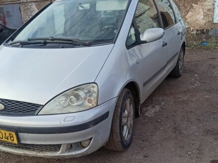 Серый Форд Галакси, объемом двигателя 1 л и пробегом 570 тыс. км за 2561 $, фото 1 на Automoto.ua