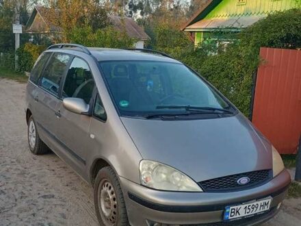 Форд Галакси 2002 в Ровно на Automoto.ua Серый Форд Галакси, объемом двигателя 1.9 л и пробегом 277 тыс. км за 3700 $, фото 1 на Automoto.ua