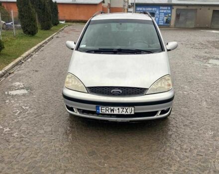 Сірий Форд Галаксі, об'ємом двигуна 1.9 л та пробігом 330 тис. км за 1959 $, фото 1 на Automoto.ua