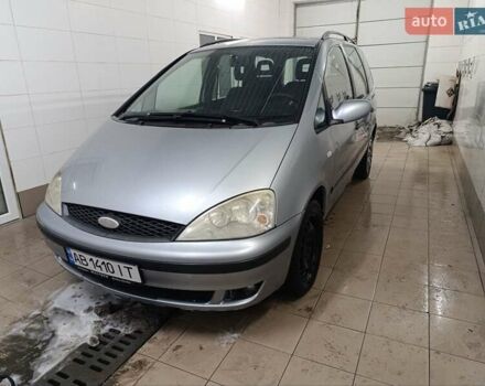 Серый Форд Галакси, объемом двигателя 1.9 л и пробегом 412 тыс. км за 3200 $, фото 1 на Automoto.ua