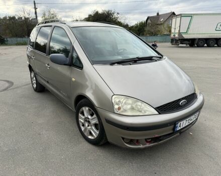 Серый Форд Галакси, объемом двигателя 1.9 л и пробегом 320 тыс. км за 3250 $, фото 1 на Automoto.ua