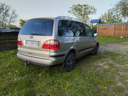 Сірий Форд Галаксі, об'ємом двигуна 1.9 л та пробігом 275 тис. км за 3200 $, фото 1 на Automoto.ua