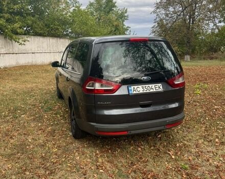 Серый Форд Галакси, объемом двигателя 2 л и пробегом 294 тыс. км за 6000 $, фото 1 на Automoto.ua