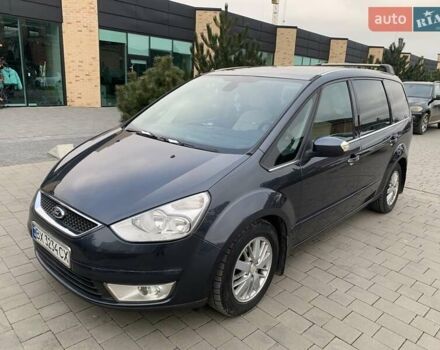 Серый Форд Галакси, объемом двигателя 1.8 л и пробегом 279 тыс. км за 6500 $, фото 1 на Automoto.ua