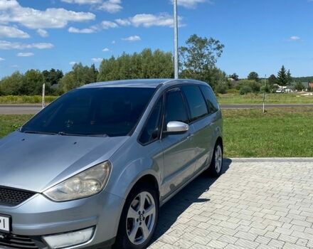 Сірий Форд Галаксі, об'ємом двигуна 2 л та пробігом 331 тис. км за 5300 $, фото 1 на Automoto.ua