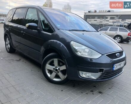 Сірий Форд Галаксі, об'ємом двигуна 2 л та пробігом 360 тис. км за 7700 $, фото 1 на Automoto.ua