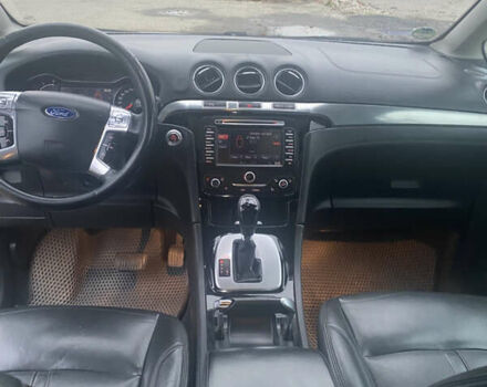 Сірий Форд Галаксі, об'ємом двигуна 2 л та пробігом 345 тис. км за 11300 $, фото 1 на Automoto.ua