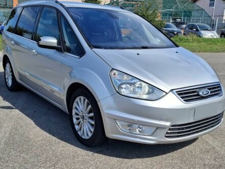 Серый Форд Галакси, объемом двигателя 2 л и пробегом 88 тыс. км за 4000 $, фото 1 на Automoto.ua