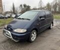 Синий Форд Галакси, объемом двигателя 2 л и пробегом 350 тыс. км за 3000 $, фото 1 на Automoto.ua