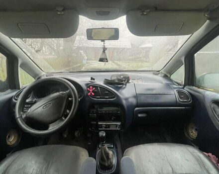 Синій Форд Галаксі, об'ємом двигуна 1.9 л та пробігом 463 тис. км за 1500 $, фото 5 на Automoto.ua