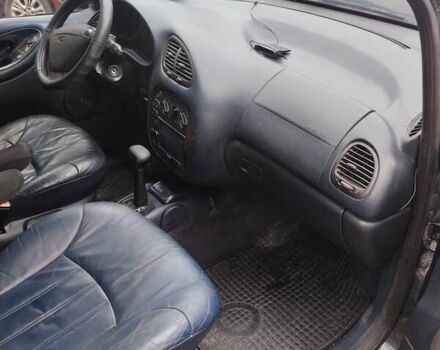 Синий Форд Галакси, объемом двигателя 2.8 л и пробегом 400 тыс. км за 2999 $, фото 7 на Automoto.ua