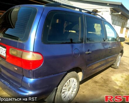 Синий Форд Галакси, объемом двигателя 1.9 л и пробегом 309 тыс. км за 2100 $, фото 1 на Automoto.ua