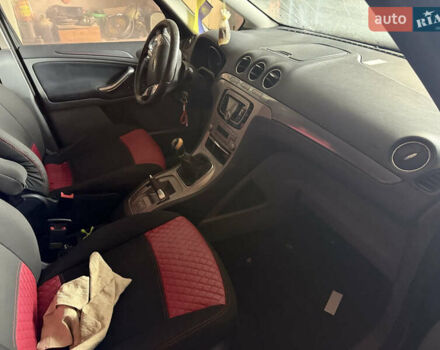 Синий Форд Галакси, объемом двигателя 2 л и пробегом 250 тыс. км за 4000 $, фото 1 на Automoto.ua