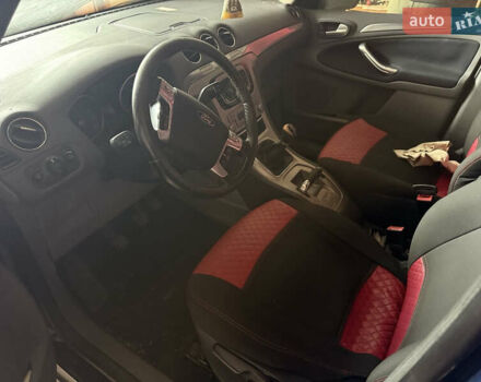 Синий Форд Галакси, объемом двигателя 2 л и пробегом 250 тыс. км за 4000 $, фото 4 на Automoto.ua