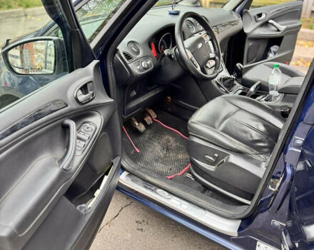 Синій Форд Галаксі, об'ємом двигуна 2 л та пробігом 257 тис. км за 10700 $, фото 16 на Automoto.ua