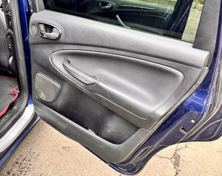 Синій Форд Галаксі, об'ємом двигуна 2 л та пробігом 257 тис. км за 10700 $, фото 13 на Automoto.ua