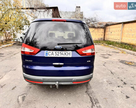 Синій Форд Галаксі, об'ємом двигуна 2 л та пробігом 257 тис. км за 10700 $, фото 4 на Automoto.ua