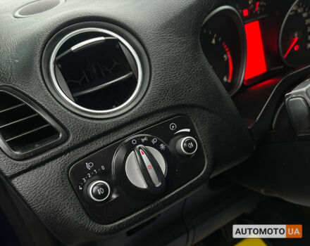 Синий Форд Галакси, объемом двигателя 1.6 л и пробегом 284 тыс. км за 8800 $, фото 12 на Automoto.ua