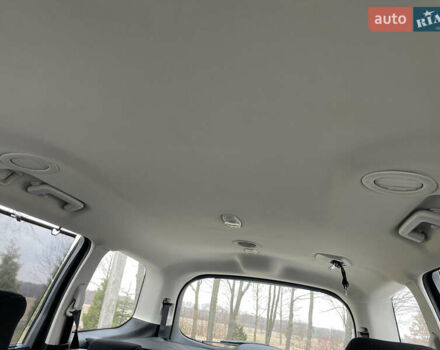 Синий Форд Галакси, объемом двигателя 1.5 л и пробегом 239 тыс. км за 10600 $, фото 54 на Automoto.ua