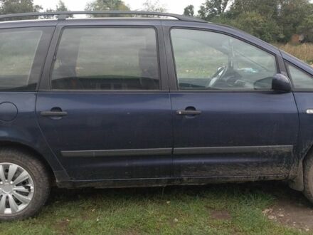 Синий Форд Галакси, объемом двигателя 1.9 л и пробегом 350 тыс. км за 3000 $, фото 1 на Automoto.ua