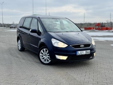 Синий Форд Галакси, объемом двигателя 1.8 л и пробегом 290 тыс. км за 3999 $, фото 1 на Automoto.ua