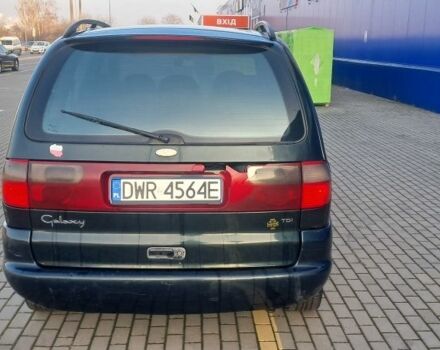 Зеленый Форд Галакси, объемом двигателя 1.9 л и пробегом 500 тыс. км за 1450 $, фото 4 на Automoto.ua