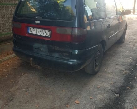 Зеленый Форд Галакси, объемом двигателя 2 л и пробегом 200 тыс. км за 1200 $, фото 4 на Automoto.ua