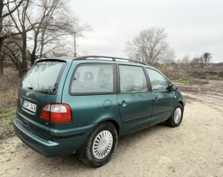 Зеленый Форд Галакси, объемом двигателя 2.3 л и пробегом 300 тыс. км за 1200 $, фото 3 на Automoto.ua