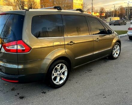 Зеленый Форд Галакси, объемом двигателя 1.6 л и пробегом 205 тыс. км за 7999 $, фото 1 на Automoto.ua