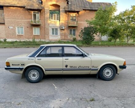 Форд Гранада 1982 в Кривом Роге на Automoto.ua Бежевый Форд Гранада, объемом двигателя 2.3 л и пробегом 999 тыс. км за 800 $, фото 6 на Automoto.ua