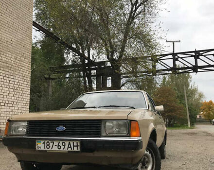 Форд Гранада 1979 в Днепре (Днепропетровске) на Automoto.ua Коричневый Форд Гранада, объемом двигателя 2 л и пробегом 200 тыс. км за 1206 $, фото 16 на Automoto.ua
