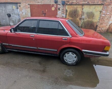 Красный Форд Гранада, объемом двигателя 2 л и пробегом 100 тыс. км за 750 $, фото 2 на Automoto.ua