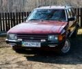 Красный Форд Гранада, объемом двигателя 2 л и пробегом 209 тыс. км за 2000 $, фото 1 на Automoto.ua