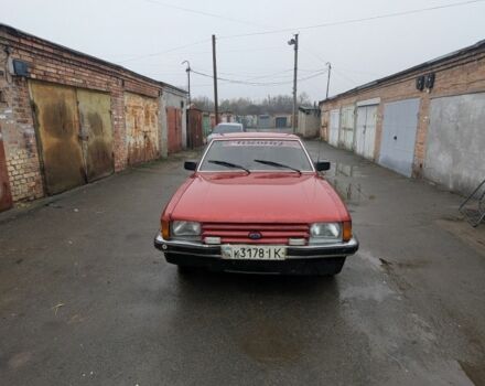 Красный Форд Гранада, объемом двигателя 2 л и пробегом 100 тыс. км за 750 $, фото 1 на Automoto.ua