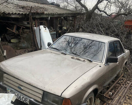 Форд Гранада, объемом двигателя 2.3 л и пробегом 250 тыс. км за 250 $, фото 1 на Automoto.ua
