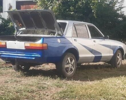 Сірий Форд Гранада, об'ємом двигуна 2.3 л та пробігом 1 тис. км за 2000 $, фото 5 на Automoto.ua