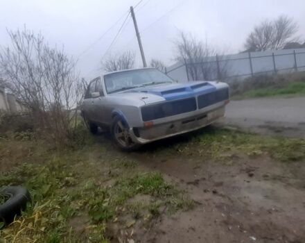 Сірий Форд Гранада, об'ємом двигуна 2.3 л та пробігом 1 тис. км за 2000 $, фото 4 на Automoto.ua