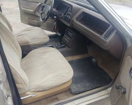Форд Гранада 1984 у Львові на Automoto.ua Сірий Форд Гранада, об'ємом двигуна 2 л та пробігом 186 тис. км за 1500 $, фото 11 на Automoto.ua