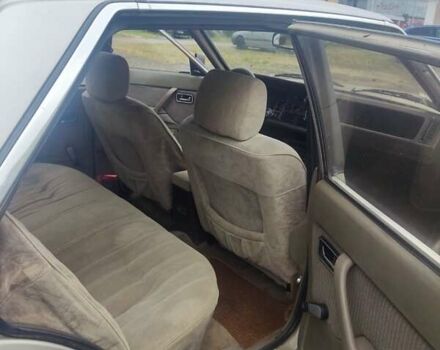 Форд Гранада 1984 у Львові на Automoto.ua Сірий Форд Гранада, об'ємом двигуна 2 л та пробігом 186 тис. км за 1500 $, фото 10 на Automoto.ua