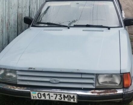 Серый Форд Гранада, объемом двигателя 2.3 л и пробегом 500 тыс. км за 594 $, фото 1 на Automoto.ua