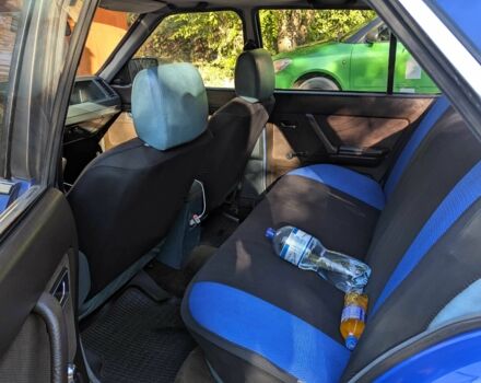 Форд Гранада 1982 в Кривом Роге на Automoto.ua Синий Форд Гранада, объемом двигателя 2.3 л и пробегом 300 тыс. км за 1100 $, фото 6 на Automoto.ua