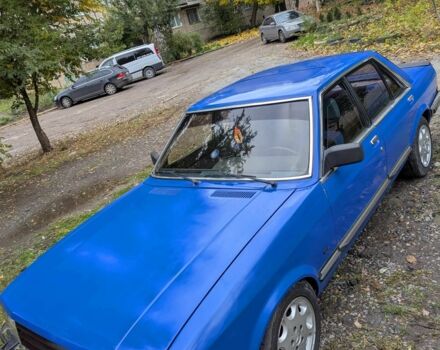 Форд Гранада 1982 в Кривом Роге на Automoto.ua Синий Форд Гранада, объемом двигателя 2.3 л и пробегом 300 тыс. км за 1100 $, фото 1 на Automoto.ua